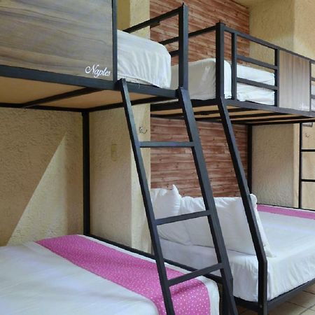 Hostalife Γκουανταλαχάρα Εξωτερικό φωτογραφία