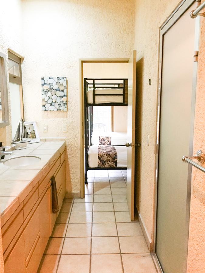 Hostalife Γκουανταλαχάρα Εξωτερικό φωτογραφία