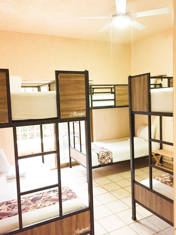 Hostalife Γκουανταλαχάρα Εξωτερικό φωτογραφία